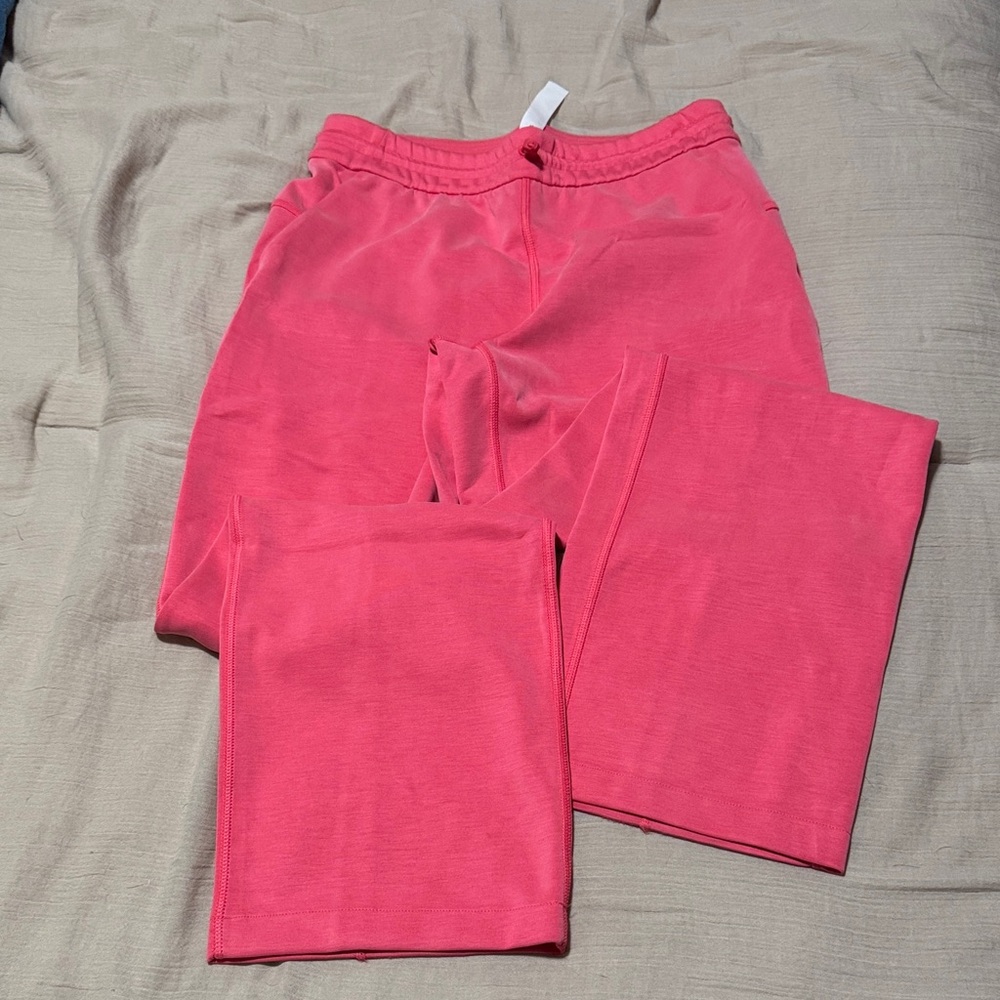 Lululemon Athletica Coral Lounge Pants